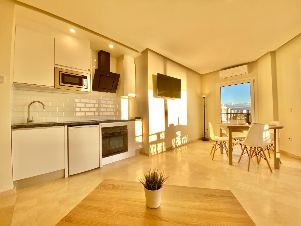 Apartamentos Turisticos Castillo Del Vigia Торремолинос Экстерьер фото